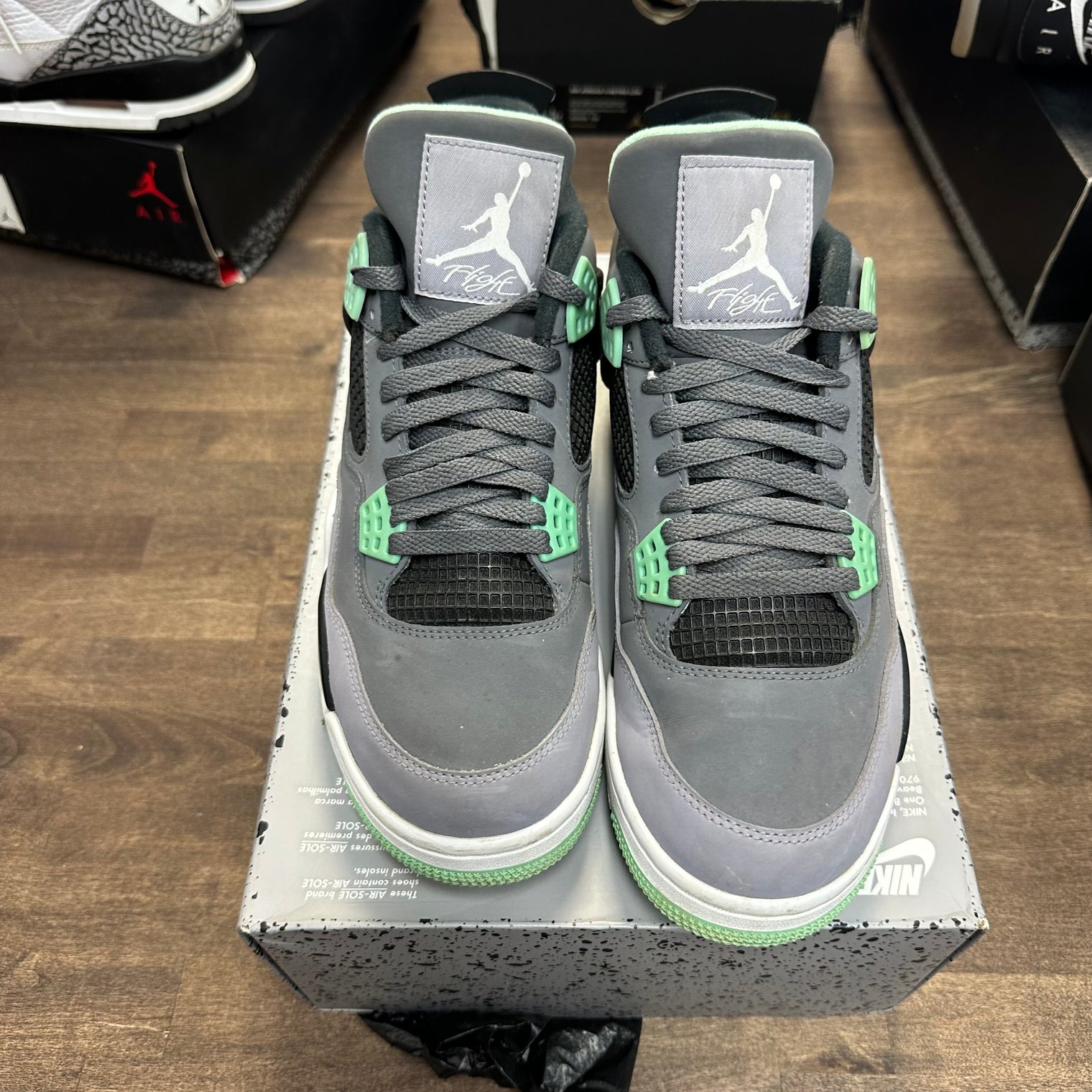 Green Glow Jordan 4 Retro (USED, No Lid)
