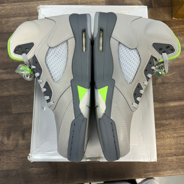 Green Bean Jordan 5 Retro (Lightly Worn)