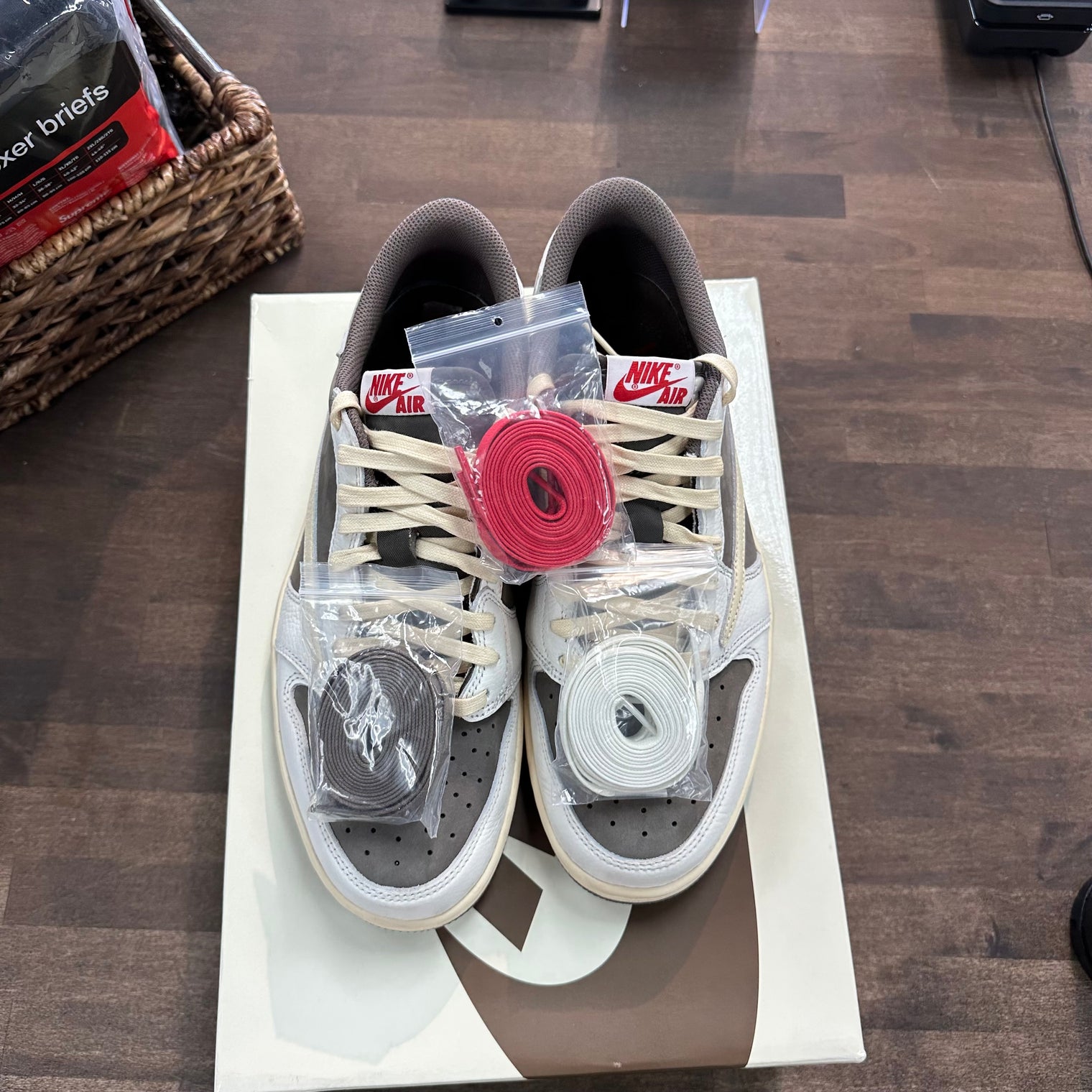 Reverse Mocha Travis Scott Jordan 1 Low OG SP (USED)