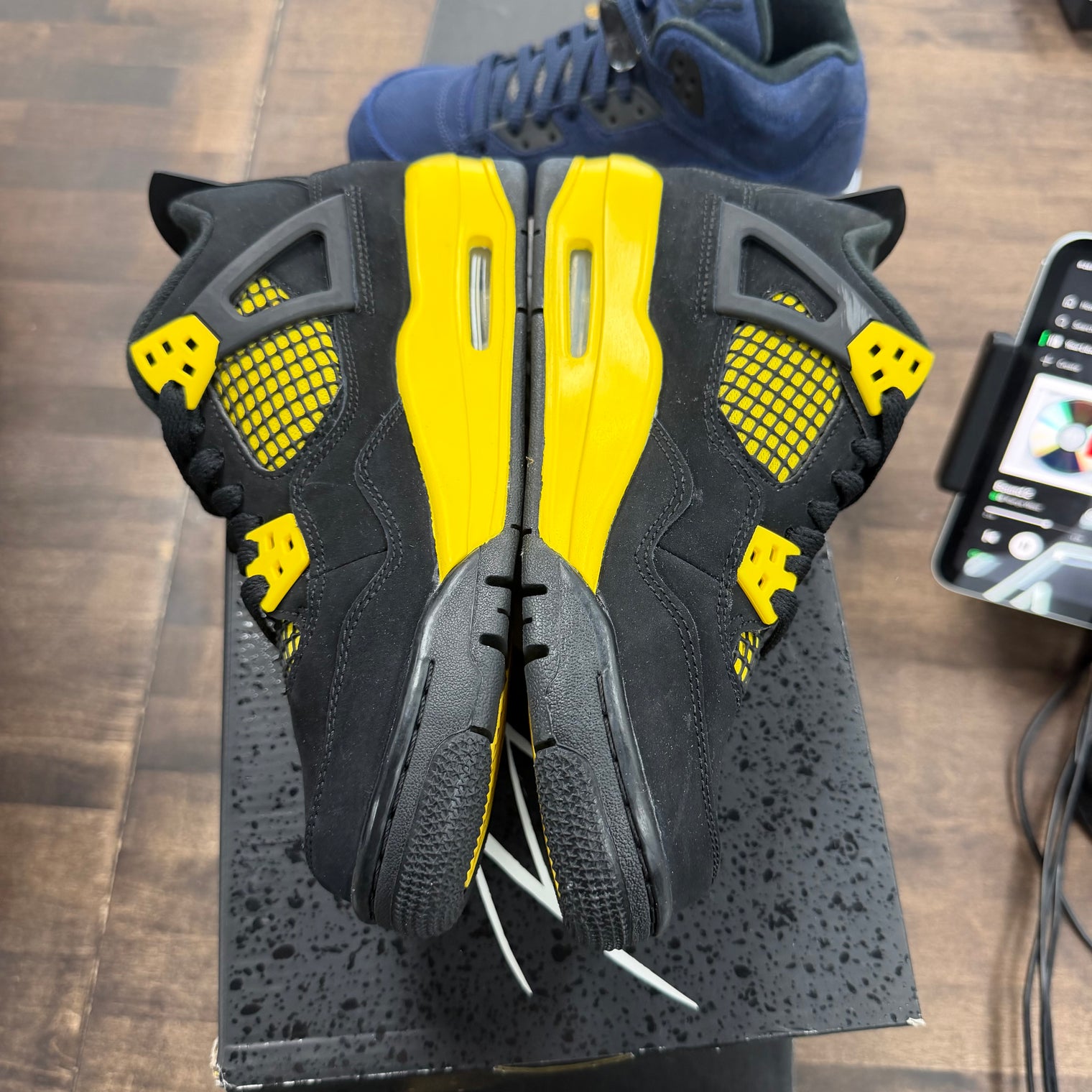 Yellow Thunder Jordan 4 (GS) (USED)