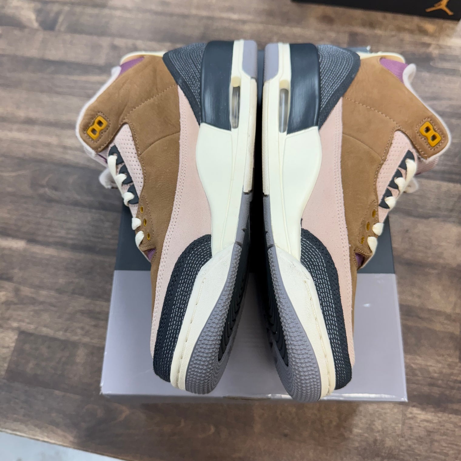 Winterized Archaeo Brown Jordan 3 Retro (USED)
