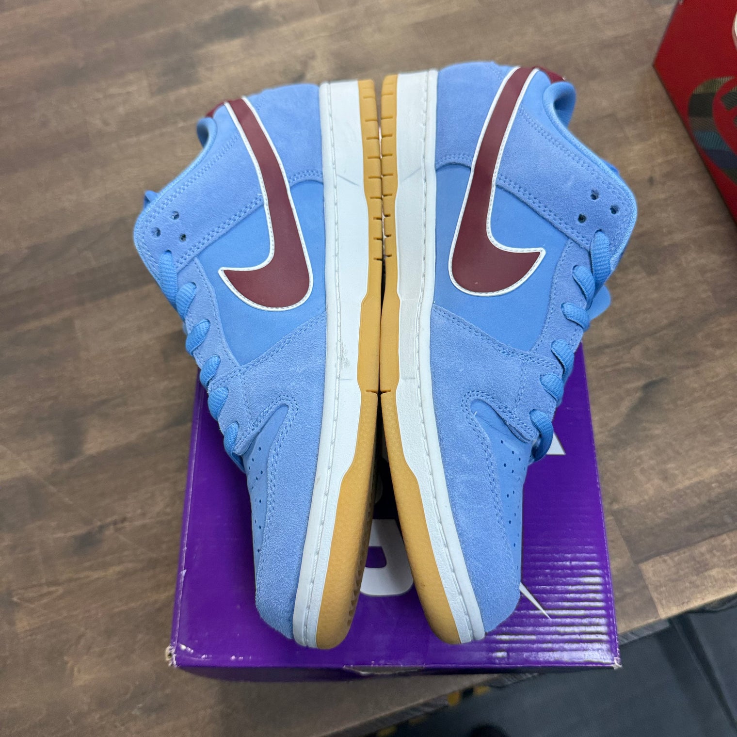 Philadelphia Phillies Nike SB Dunk Low (USED)