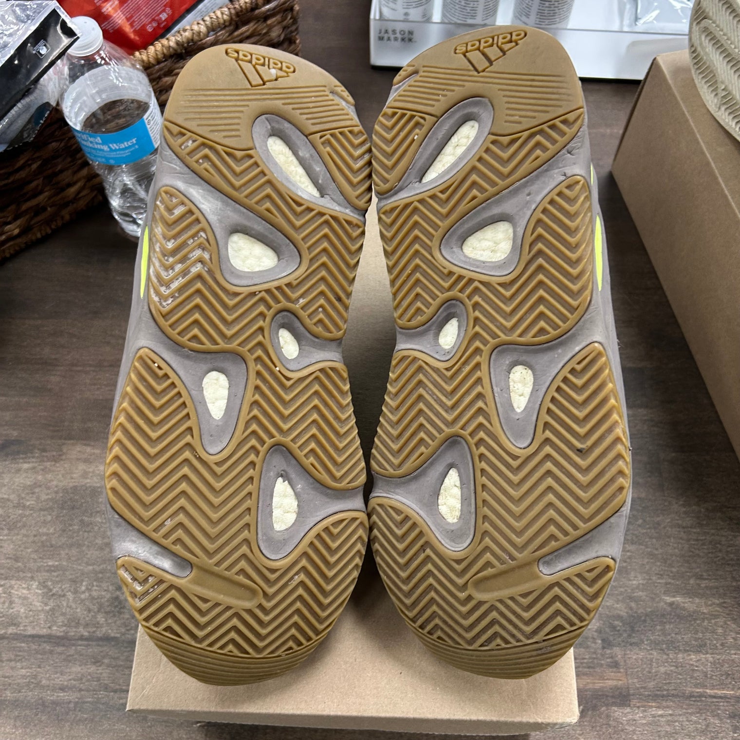 Mauve Yeezy 700 V1 (USED, No Box)