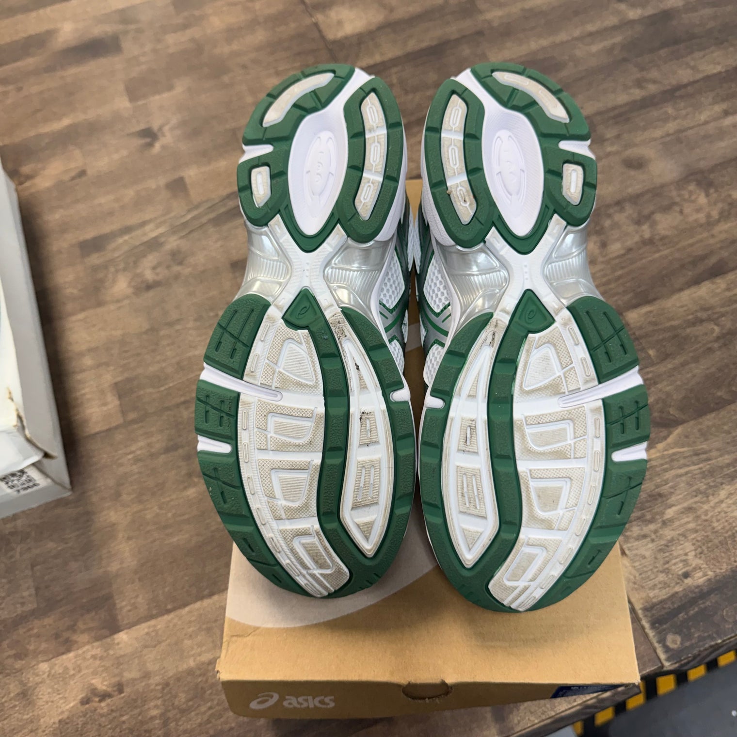 White Silver Green Asics Gel-1130 (USED)