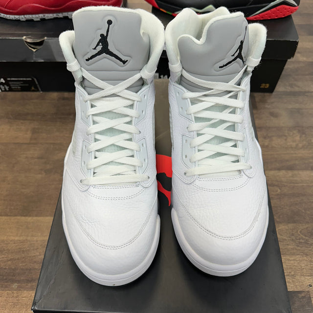 White Metallic Jordan 5 (2015) (USED, Replacement Box)