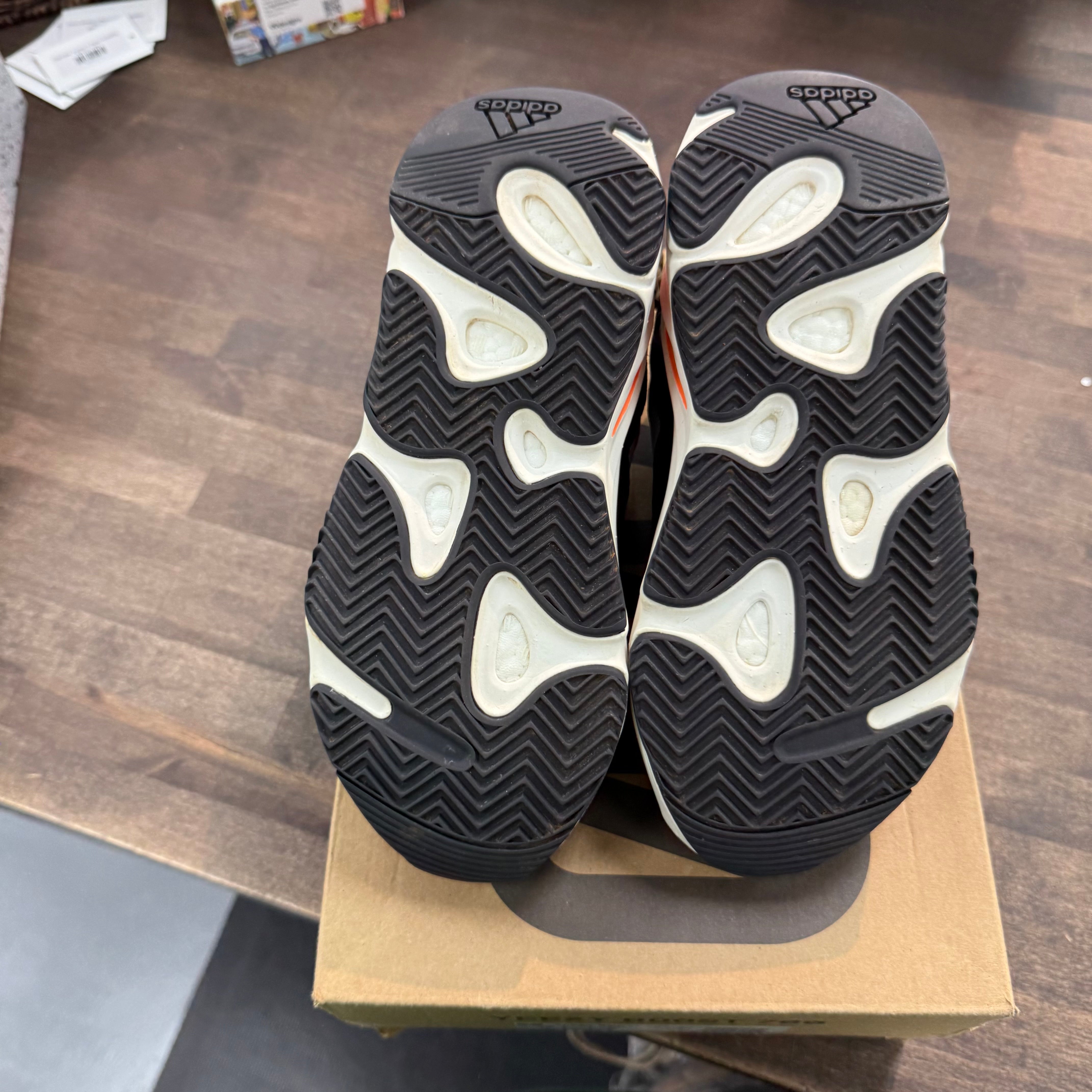 adidas Wave Runner Yeezy 700 (USED) Size 7.5 (Pre-Owned) - Image 5