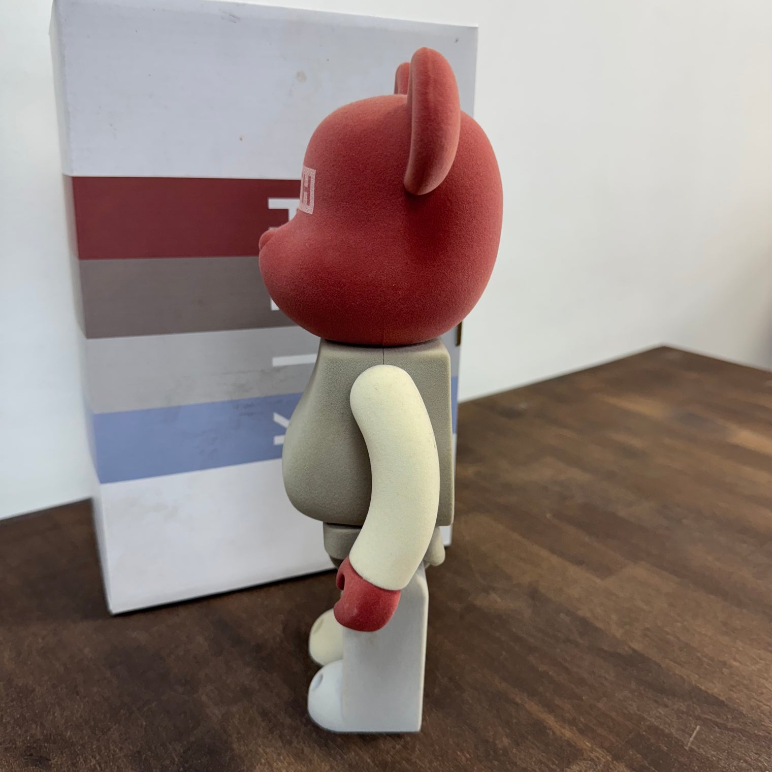 Bear Brick Kith Molecule (US Exclusive) 100% & 400% Set (Displayed)