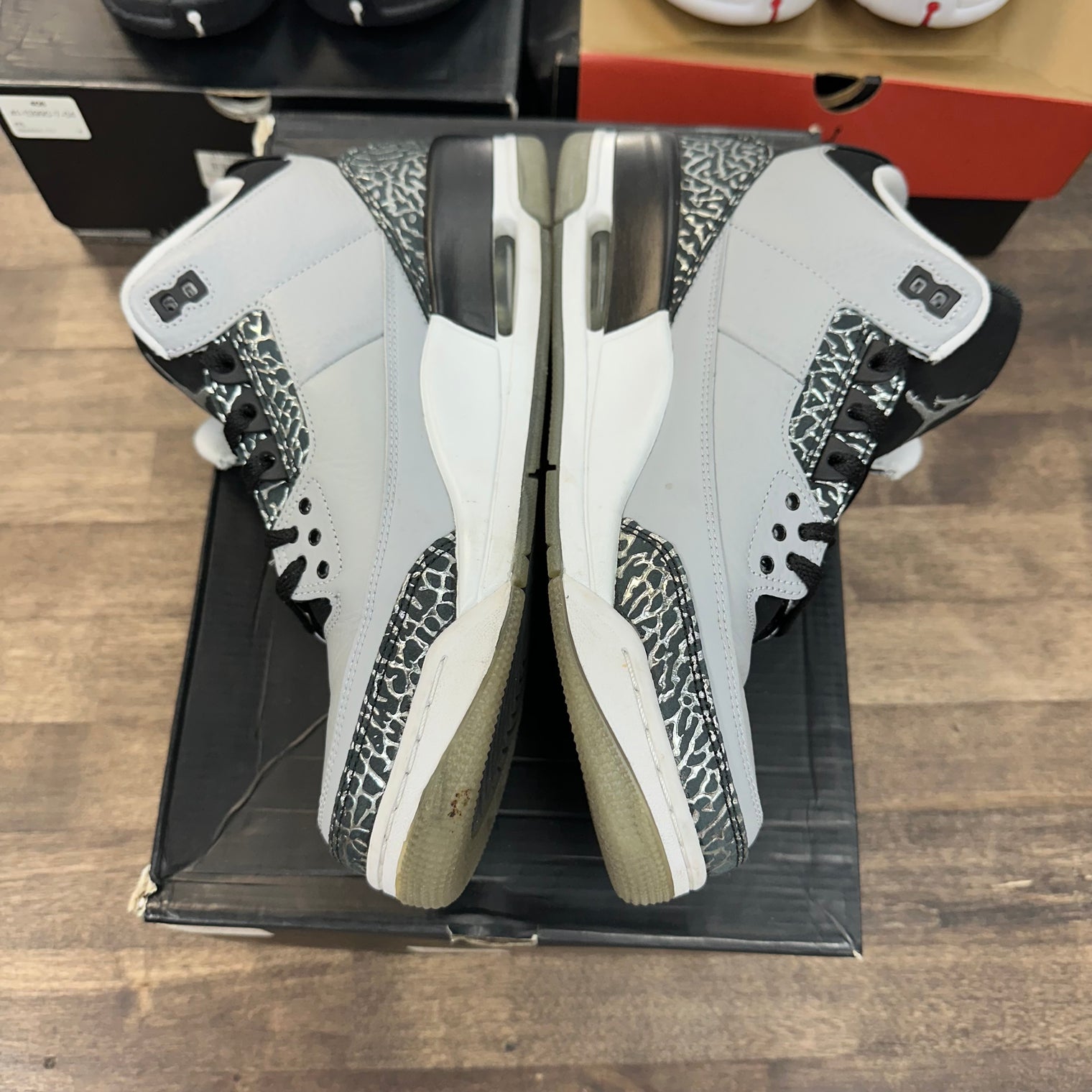Wolf Grey Jordan 3 Retro (USED, Replacement Box)