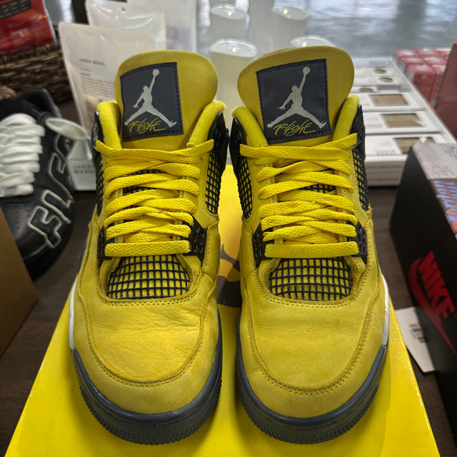 Lightning Jordan 4 (USED)