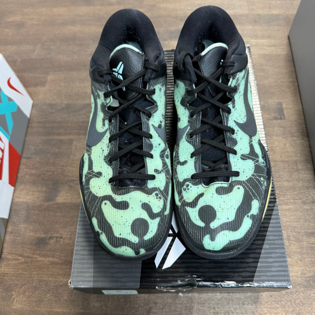 Poison Dart Frog (Mint) Nike Kobe 7 (USED)