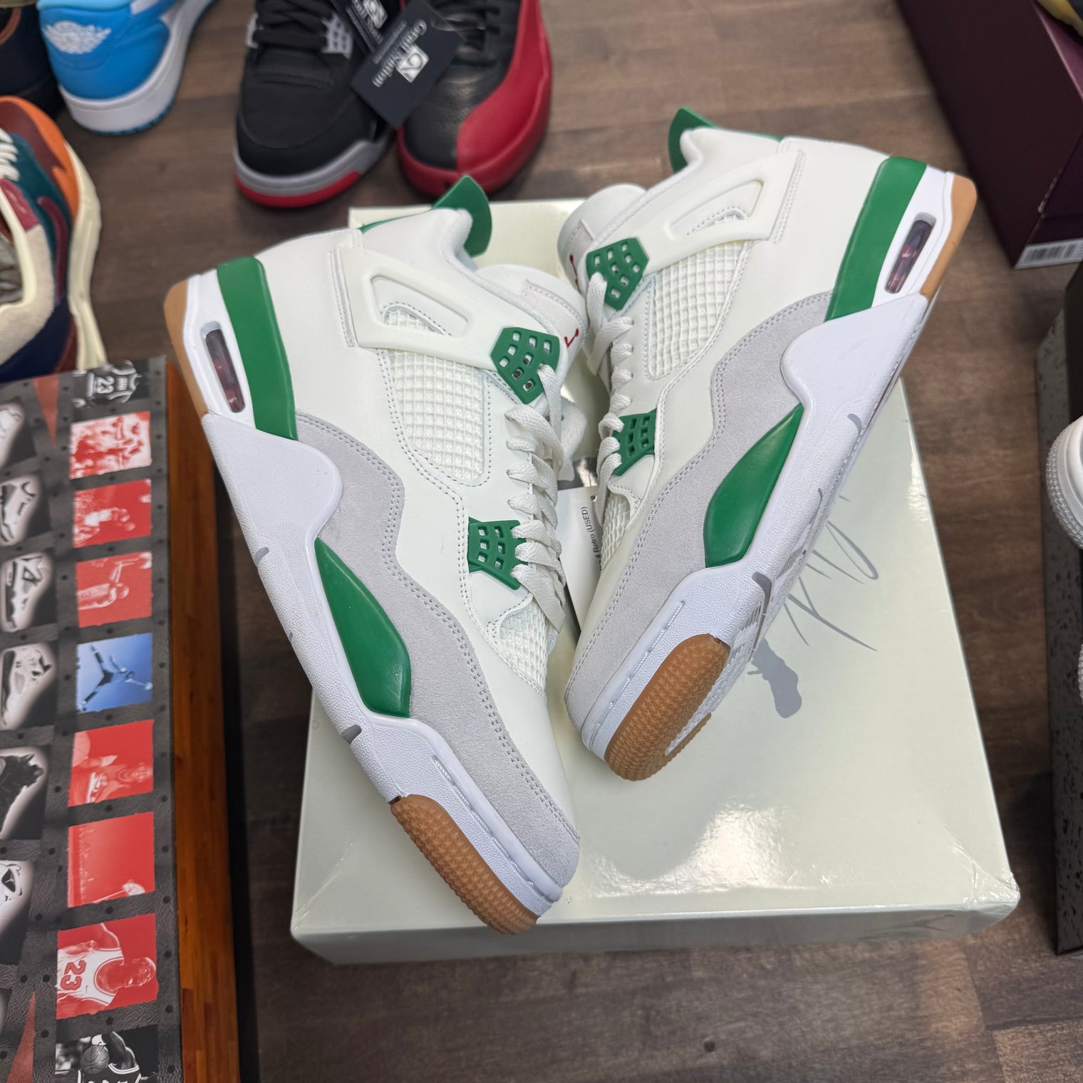 Pine Green SB Jordan 4 Retro (USED)