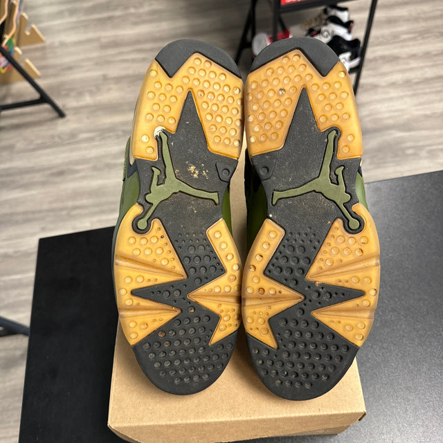 Pinnacle Promo Flight Jacket Jordan 6 (USED, no box)