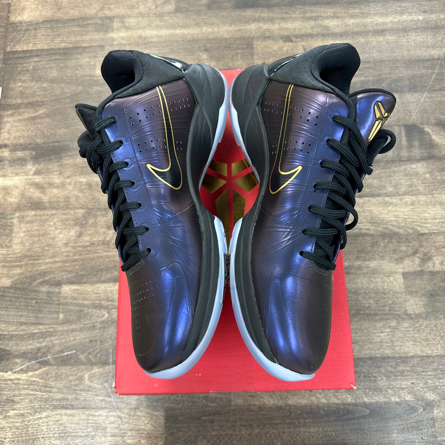 Year of the Mamba Eggplant Kobe 5 Protro (USED)