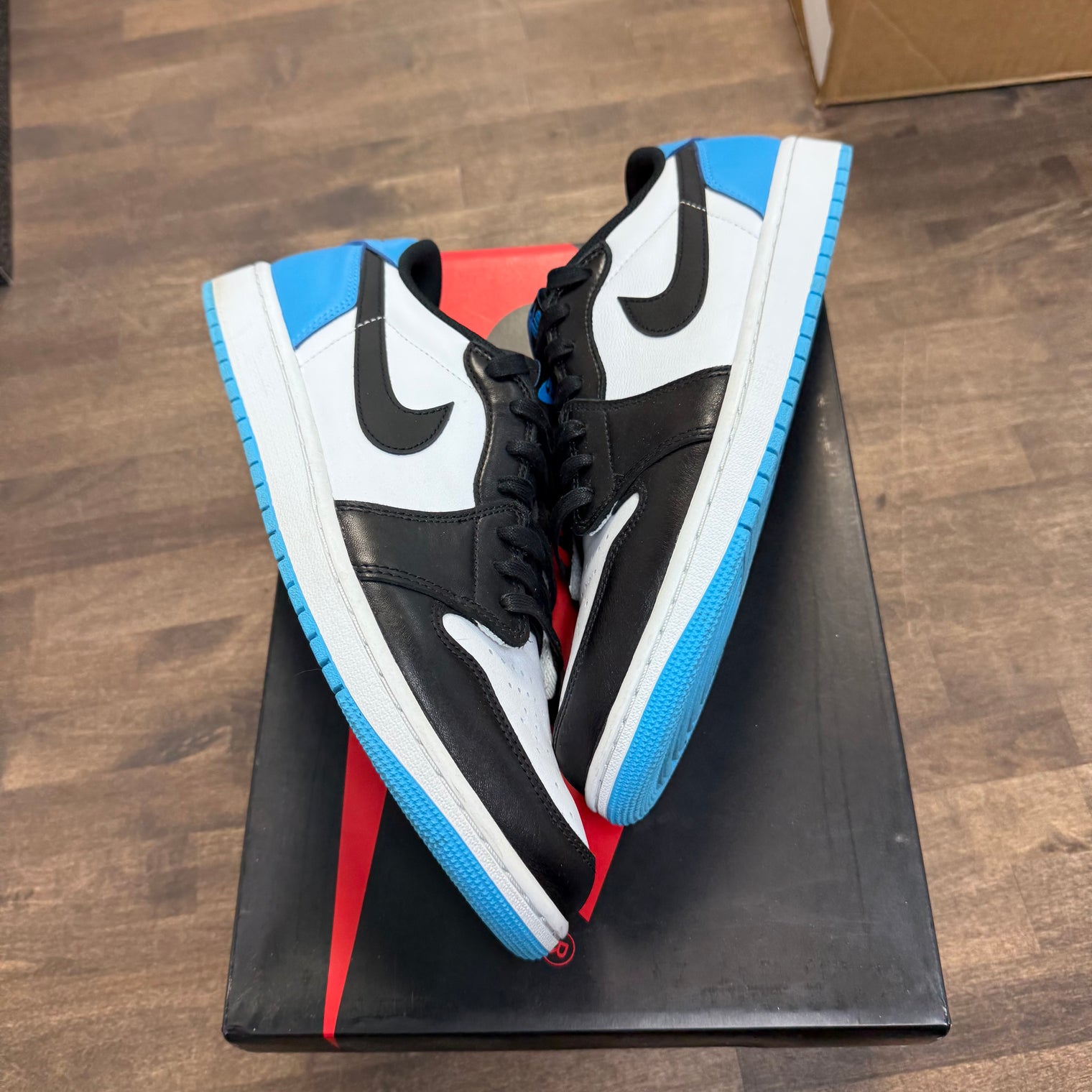 Powder Blue Jordan 1 Low OG (USED)