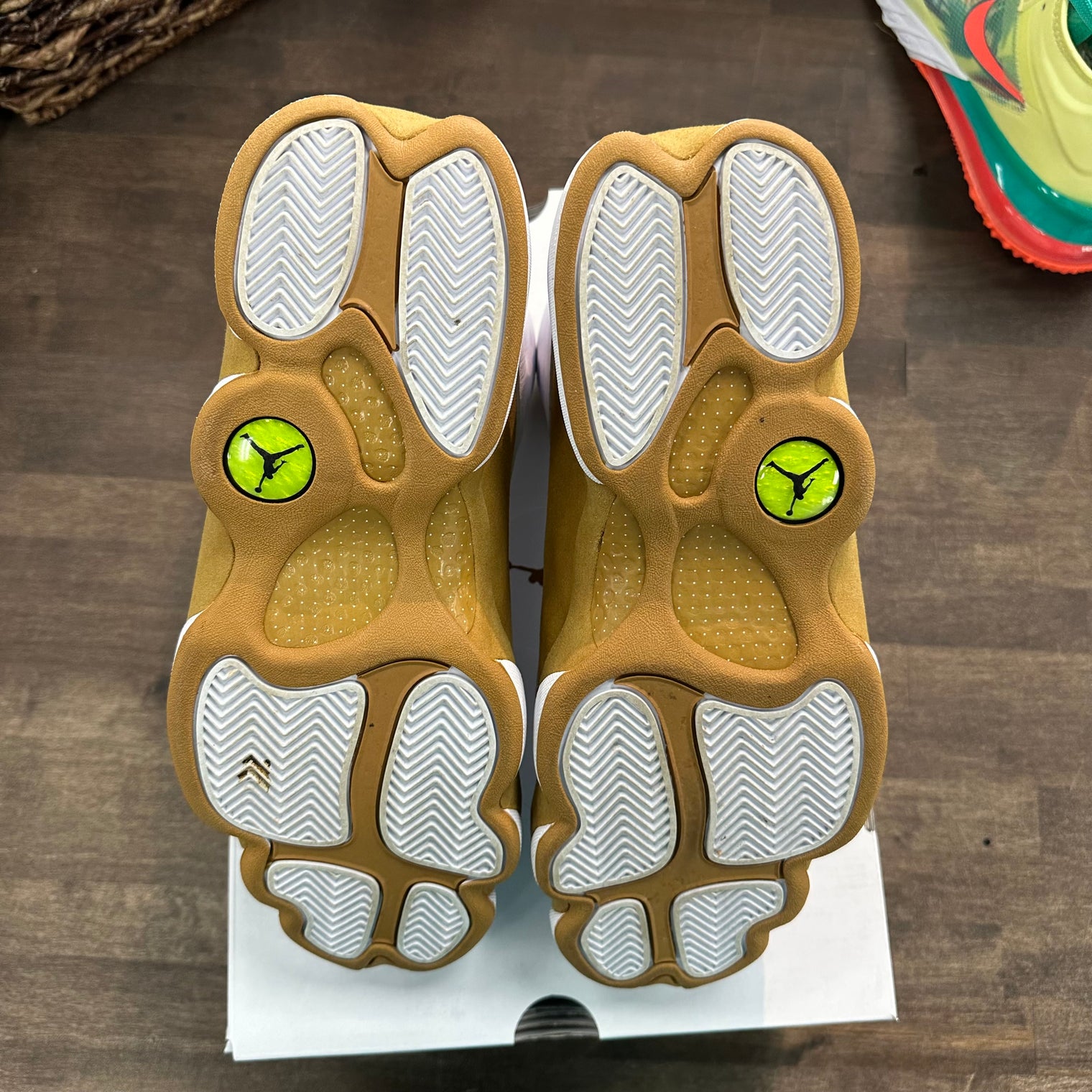 Wheat Jordan 13 Retro (2023) (USED)