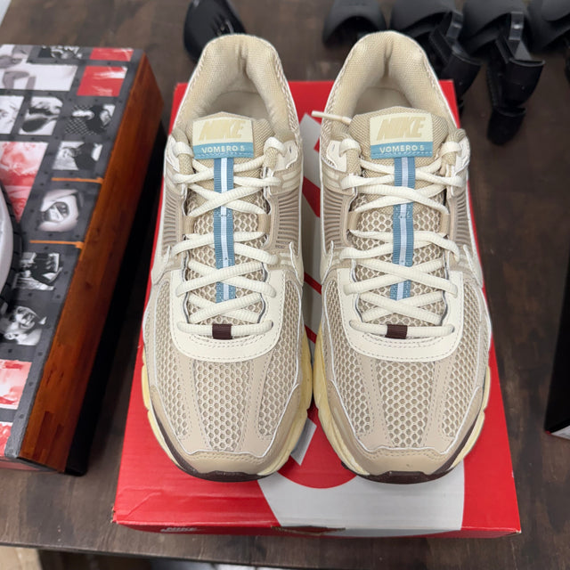 Oatmeal Nike Vomero 5 (W) (USED)