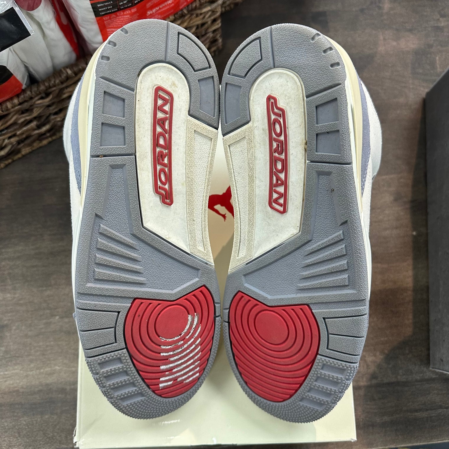 Jordan 3 Retro Muslin (US 10) (USED)