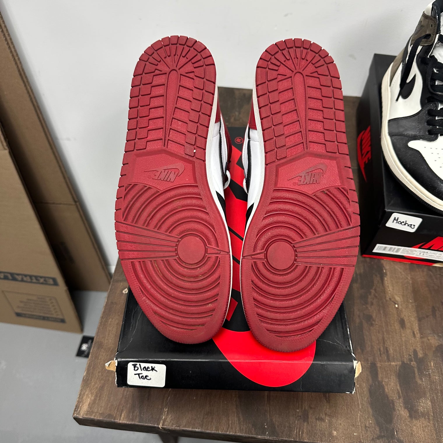 Black Toe Jordan 1 High (2016) (USED, Replacement Box)