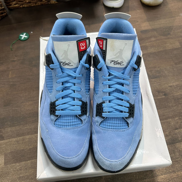 University Blue Jordan 4 Retro (USED)