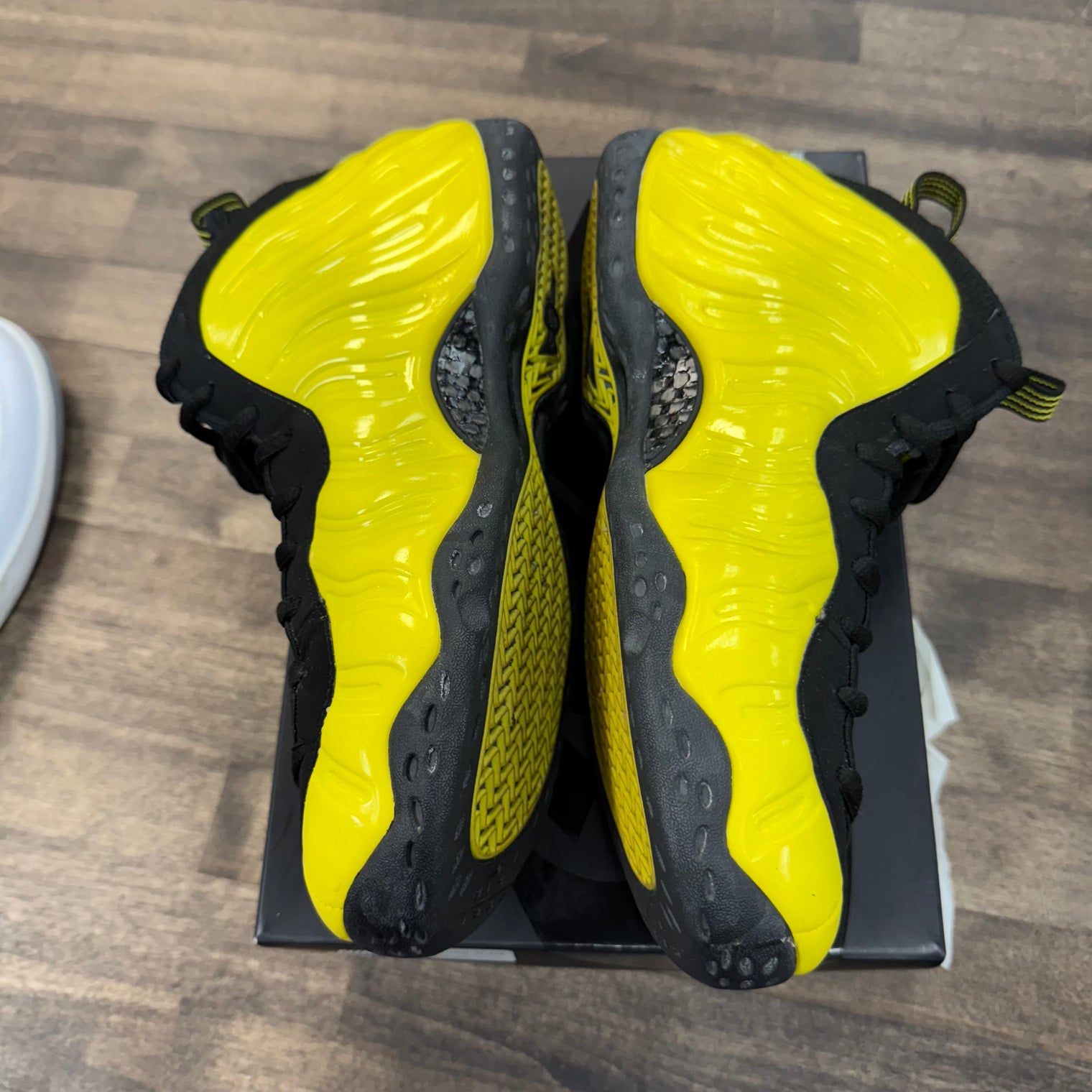 Wu Tang Optic Yellow Foamposite One (Used)