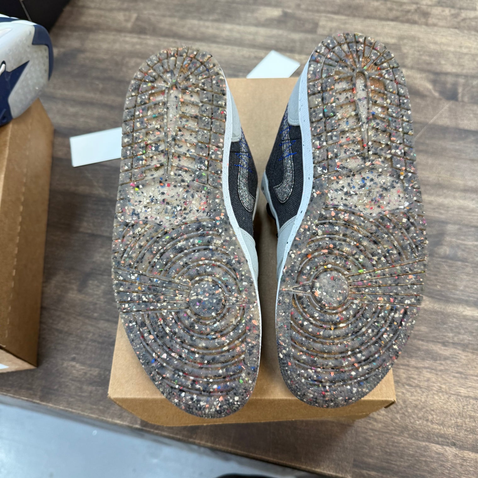 Recycled Jordan 1 Low (Used, No Box)