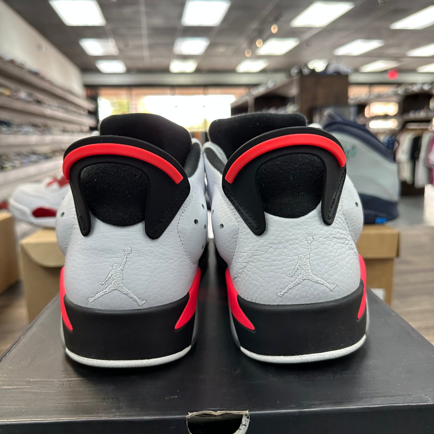 Infrared White Jordan 6 Retro Low (USED)