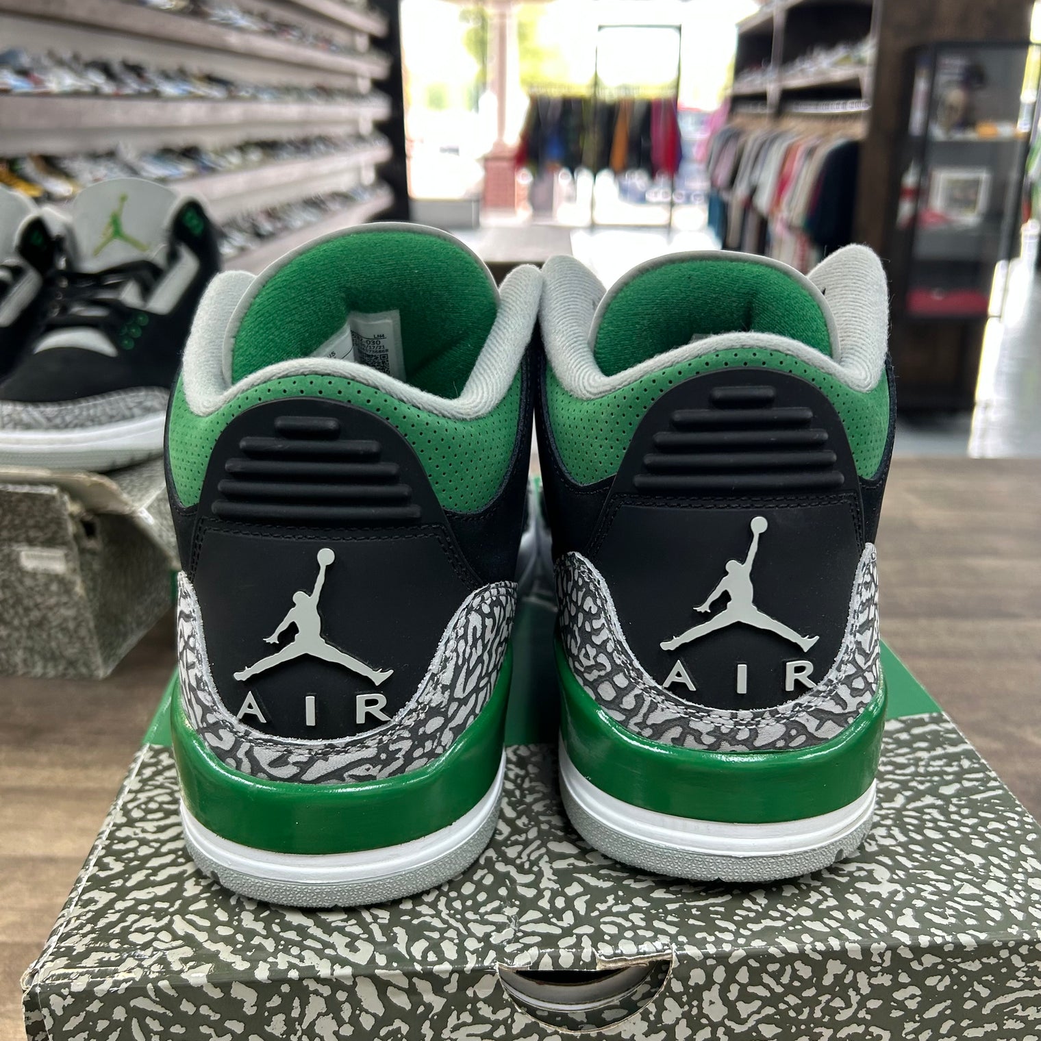 Pine Green Jordan 3 Retro (Used)