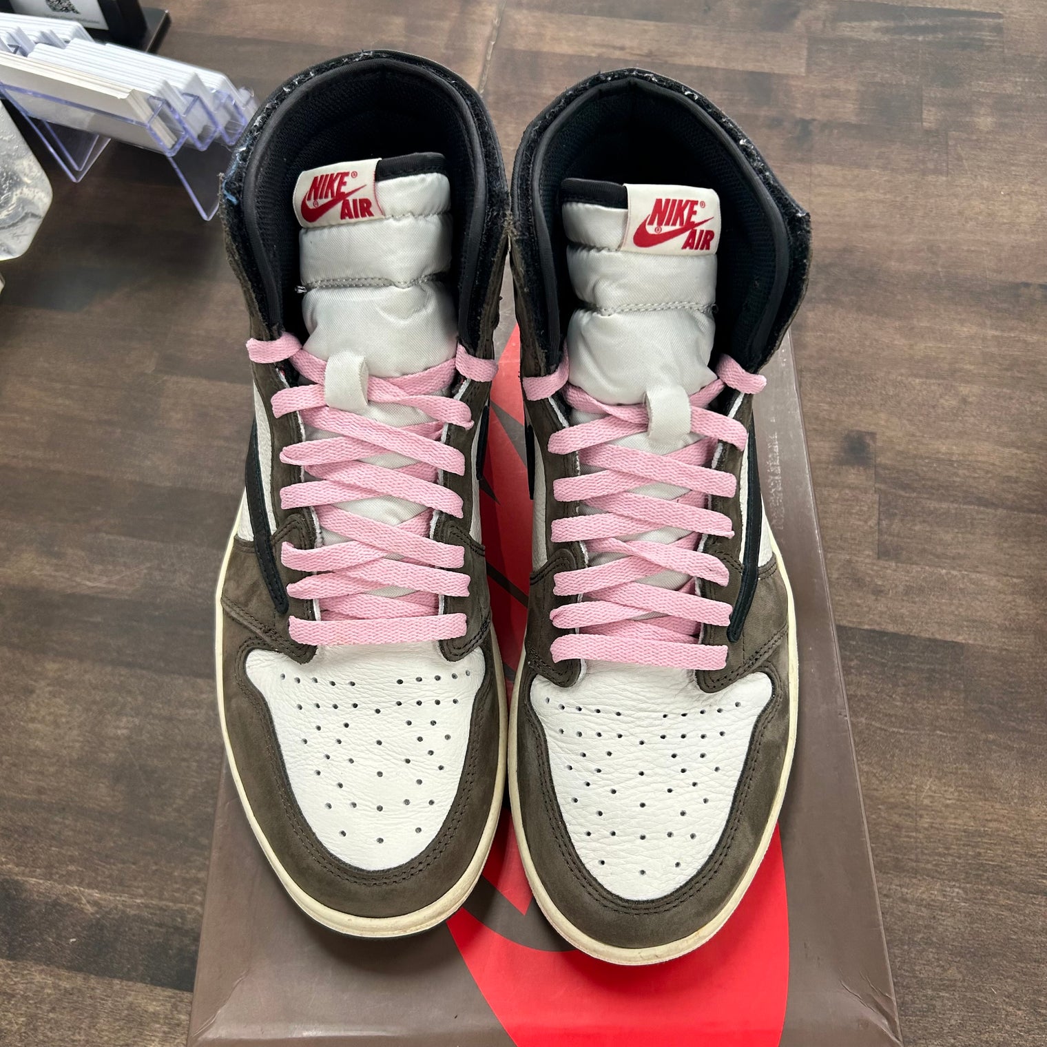 Mocha Travis Scott Jordan 1 High (USED)