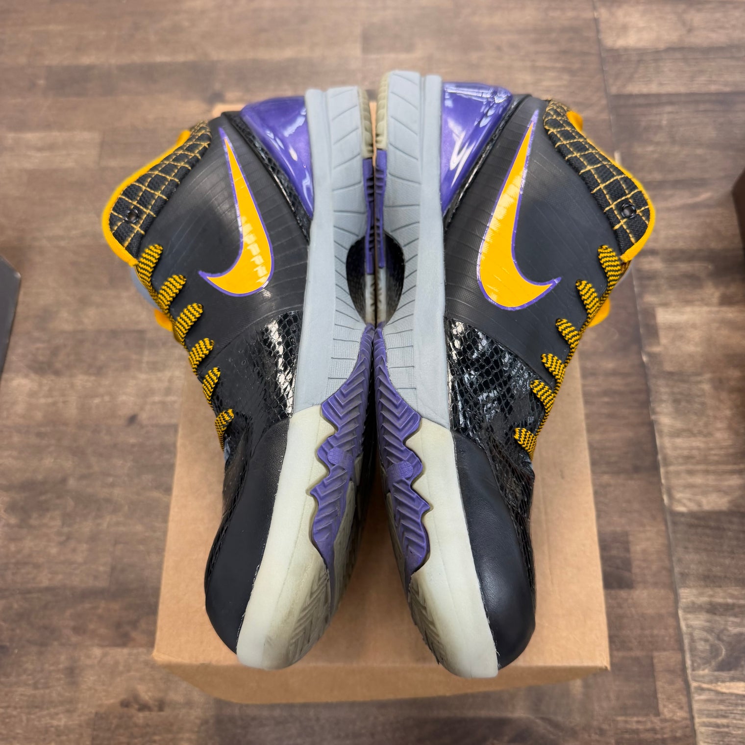 Carpe Diem Kobe 5 Protro (USED, No Box)