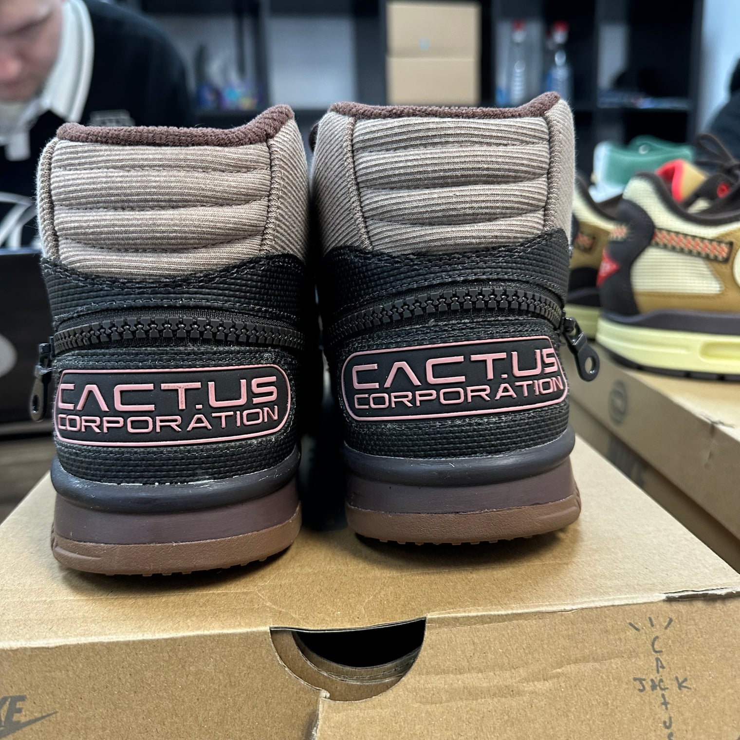 Travis Scott Wheat Nike Air Trainer 1 SP (USED)