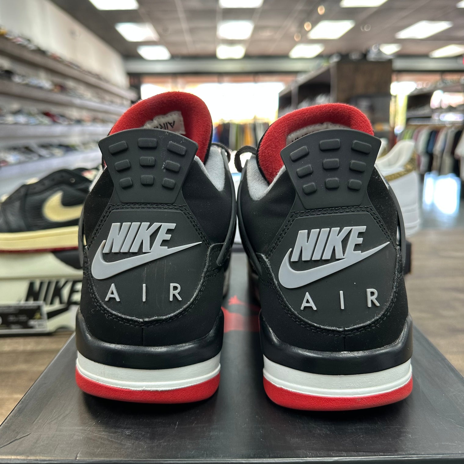 Bred Jordan 4 Retro (2019) (USED)