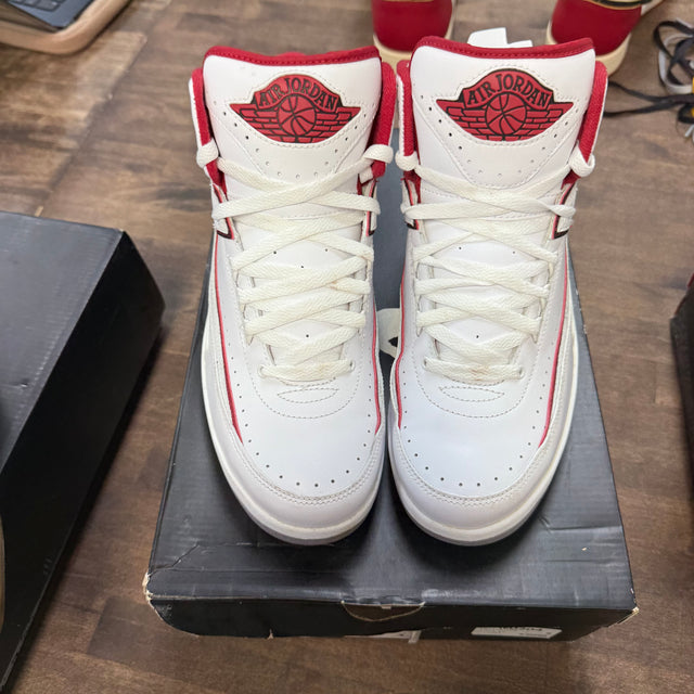 White Red Jordan 2 (2014) (USED)