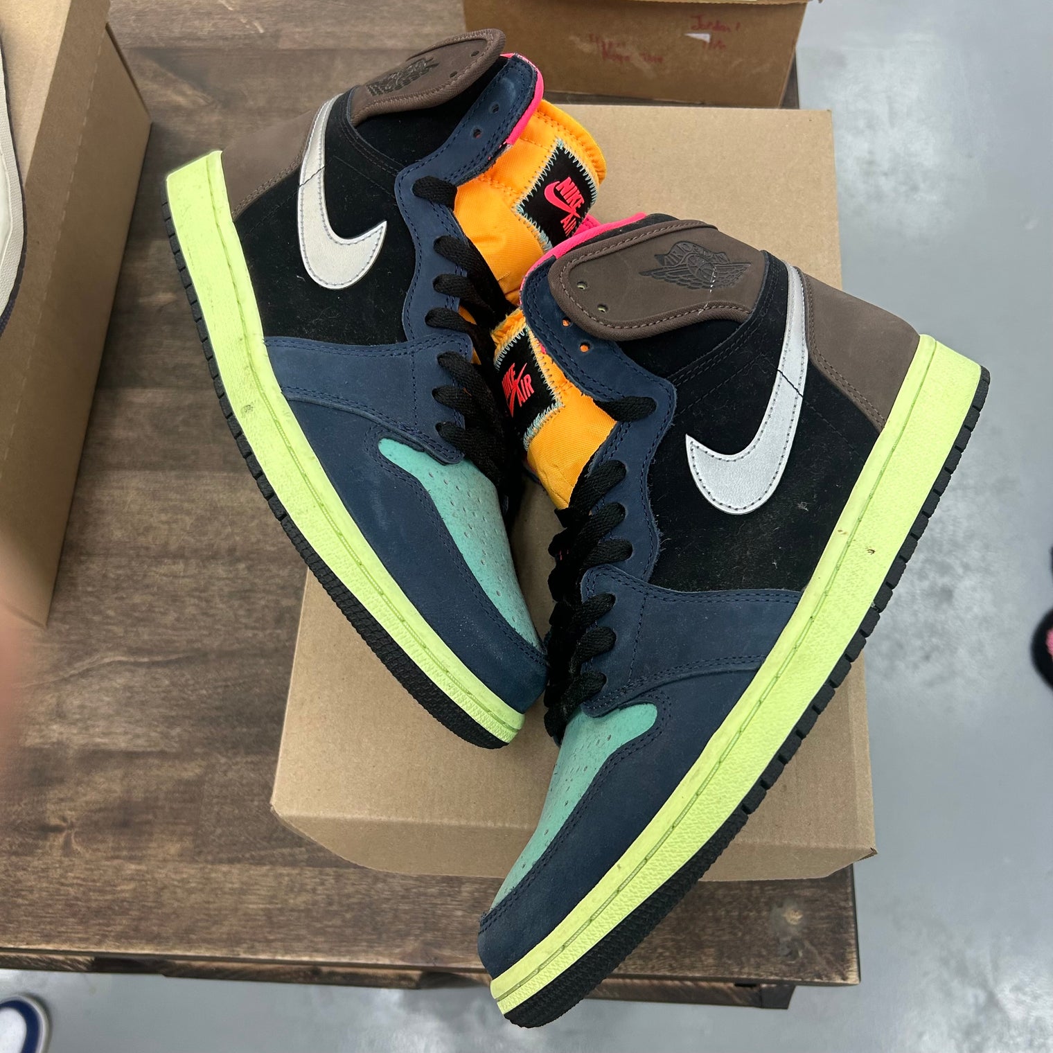 Tokyo Bio Hack Jordan 1 High Size 9.5 (USED,No Box)