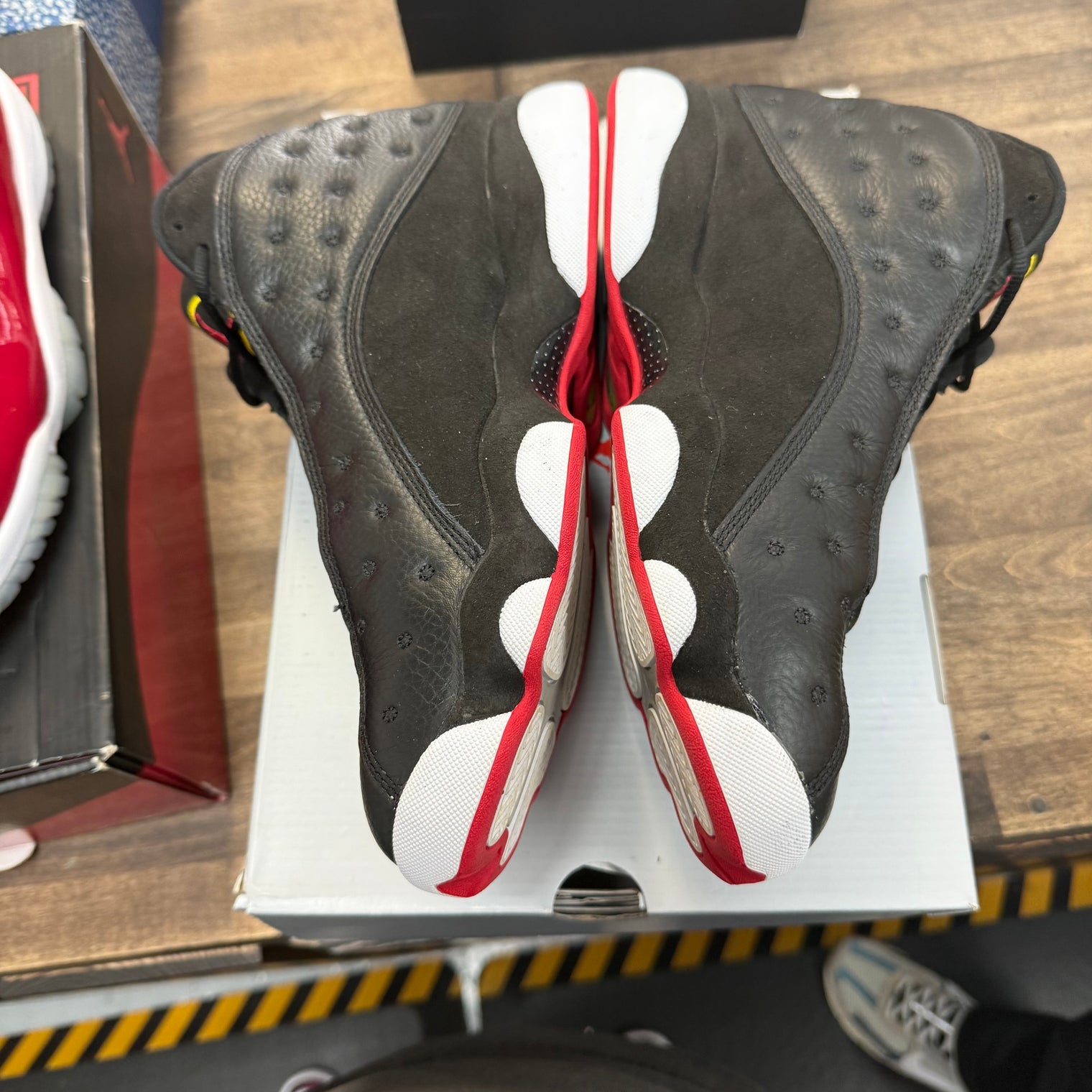 Playoff Jordan 13 Retro (USED)