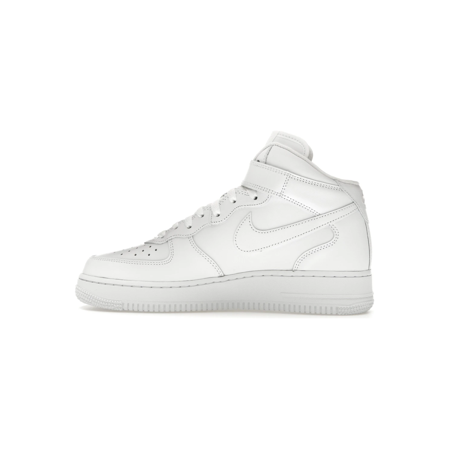 nike_air_force_1_mid_supreme_white_1