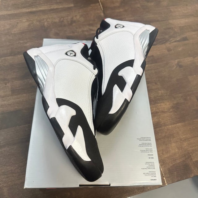 Black Toe Jordan 14 (2024) (No lid, flaw)