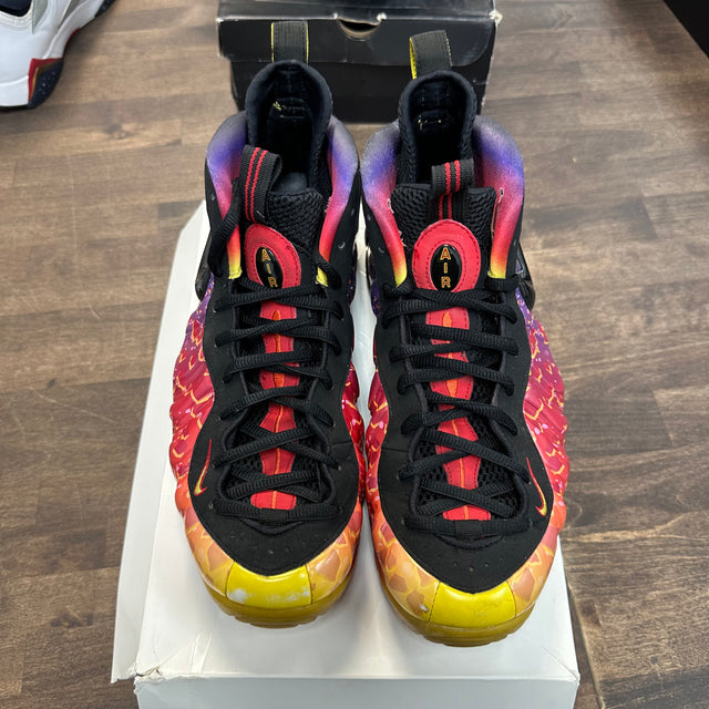 Area 72 Asteroid Foamposite One (USED)