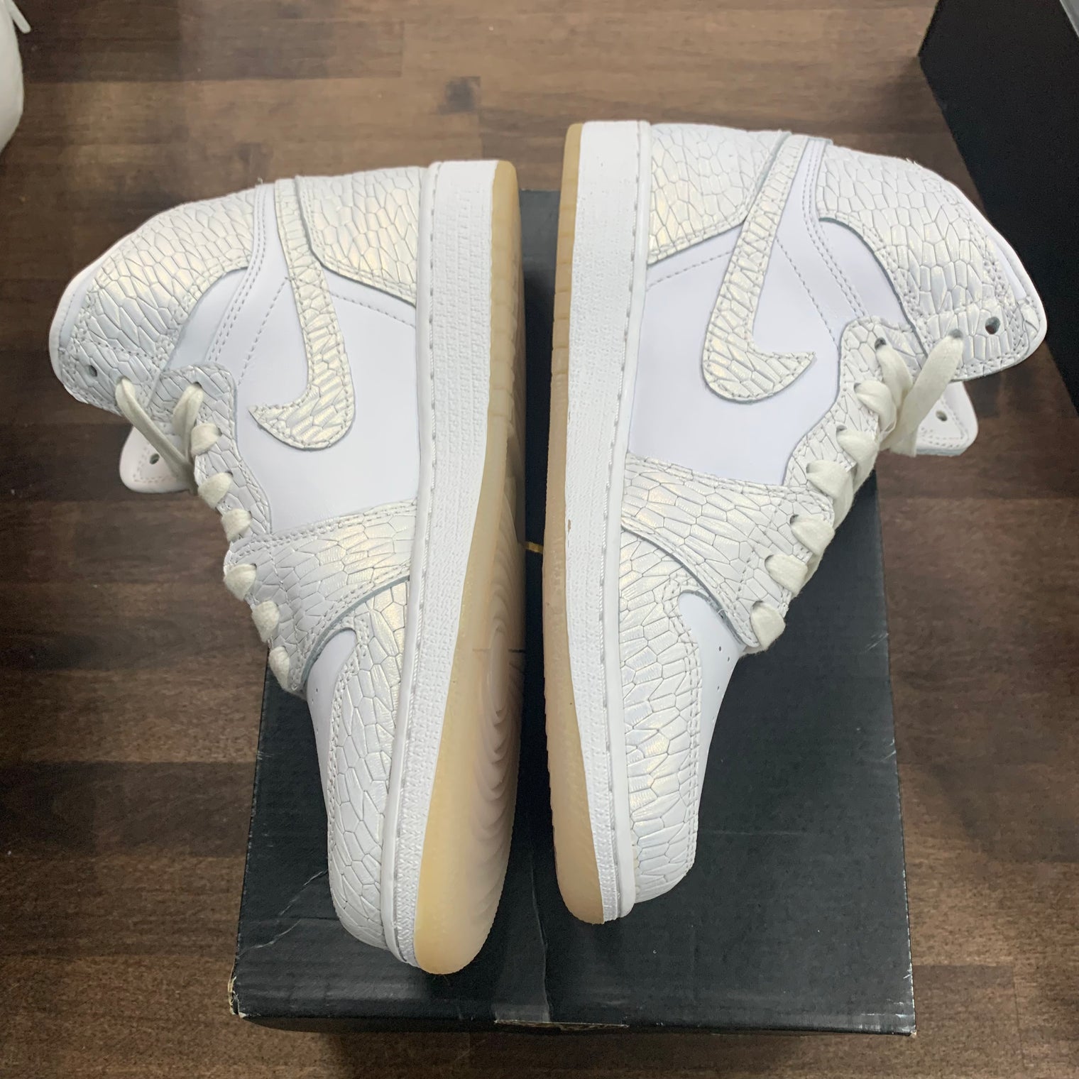 (GS) Heiress Pure Platinum Jordan 1 High (2016)
