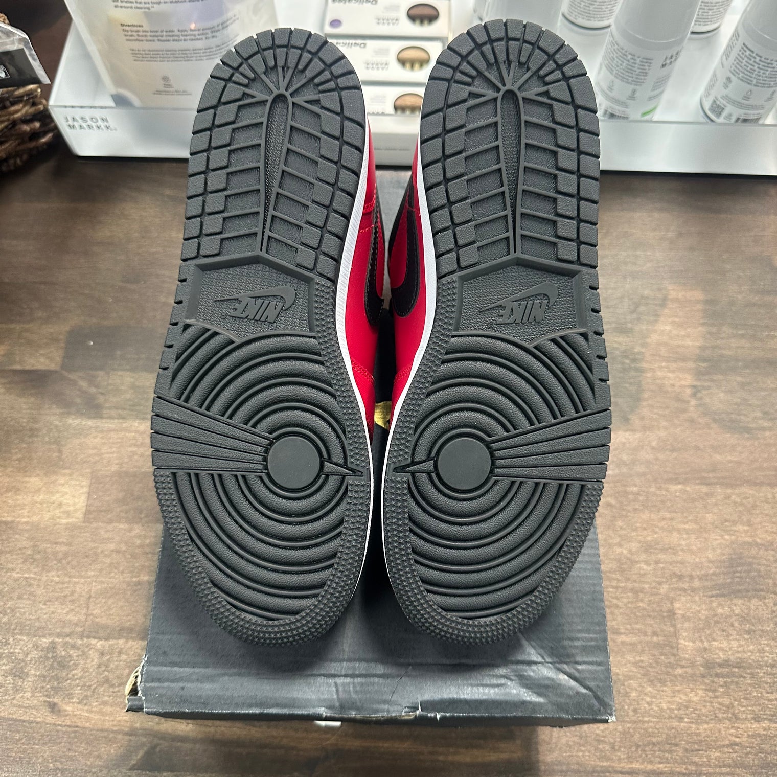 (GS) Gym Red Black Pebbled Jordan 1 Low