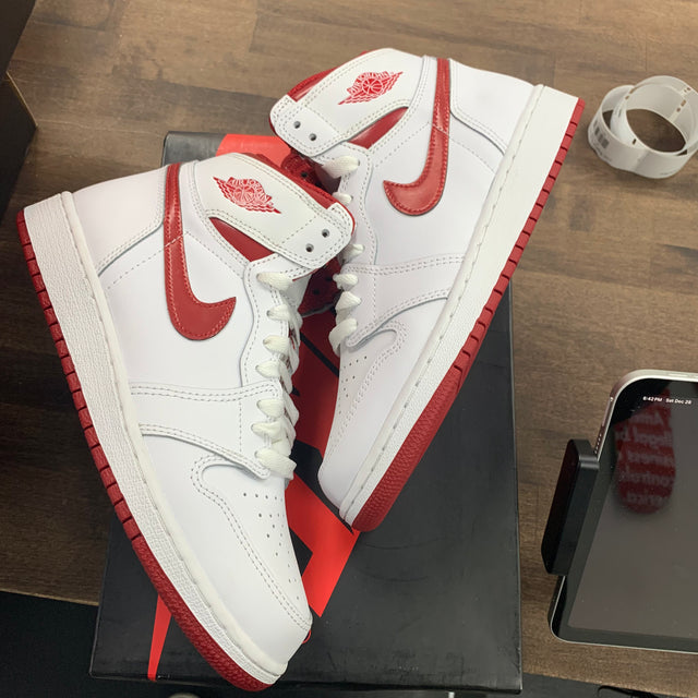 (GS) Metallic Red Jordan 1 High (2017)