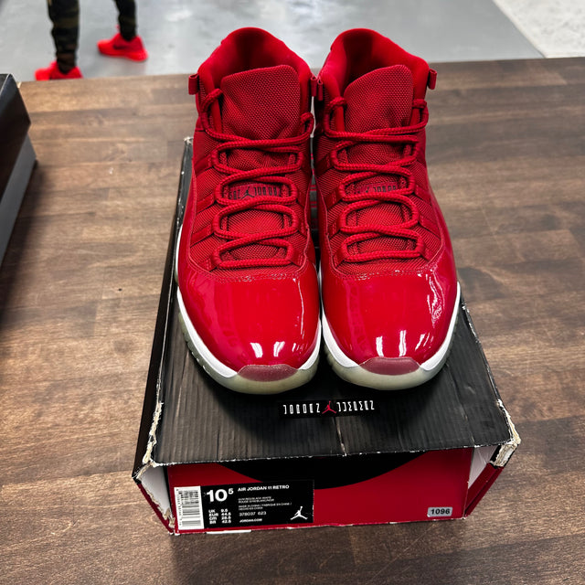 Win like 96 Jordan 11 (USED)
