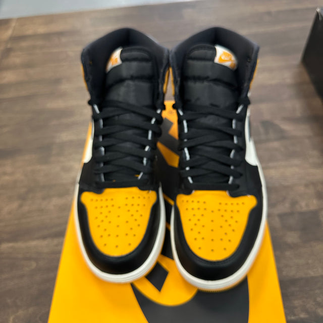 Yellow Toe Jordan 1 High (USED)
