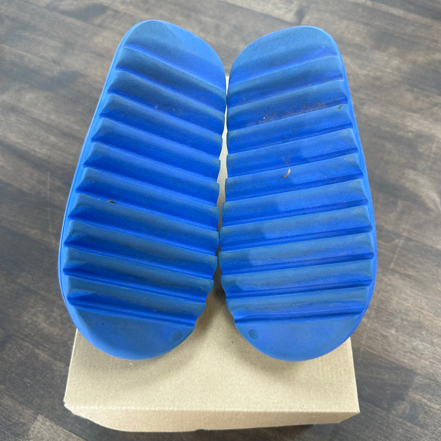 Azure Yeezy Slide (USED, No Box)