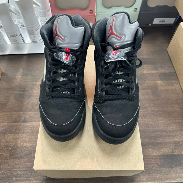 Black Metallic Jordan 5 (USED,No Box)