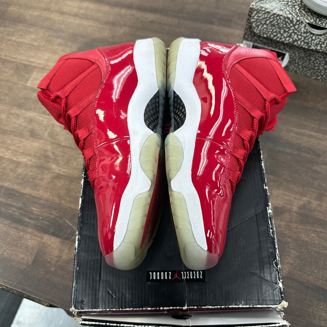 Win like 96 Jordan 11 (USED)