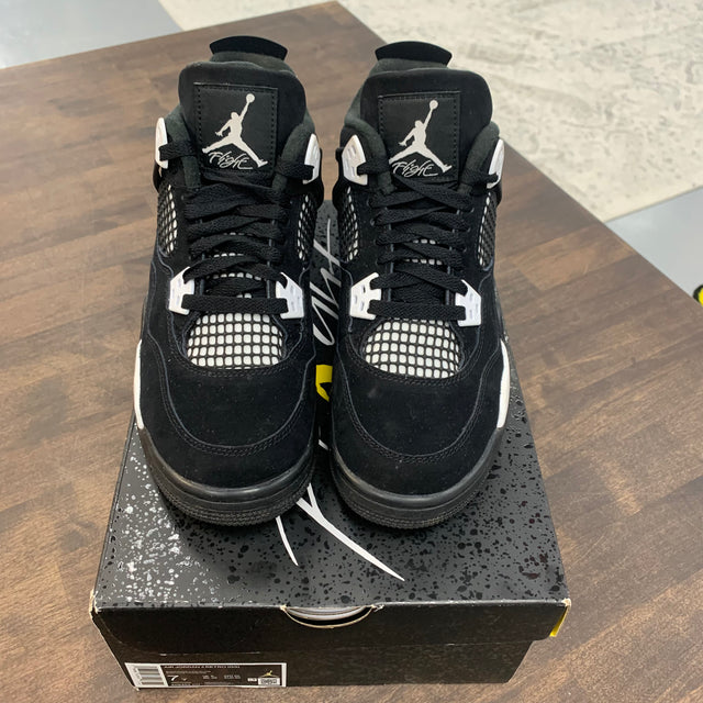 (GS) White Thunder Jordan 4 (USED, REPLACEMENT BOX)