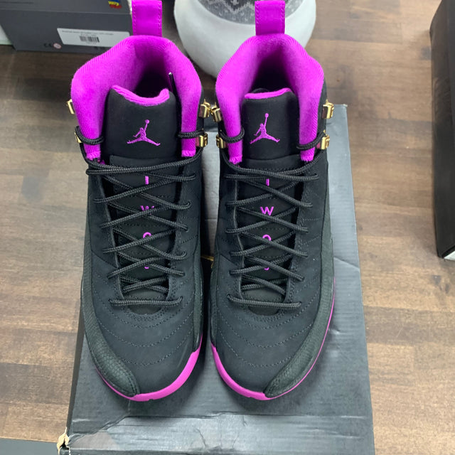 (GS) Hyper Violet Jordan 12 (USED)