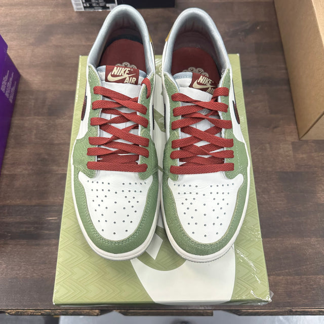 Year of the Dragon Jordan 1 Low (USED)