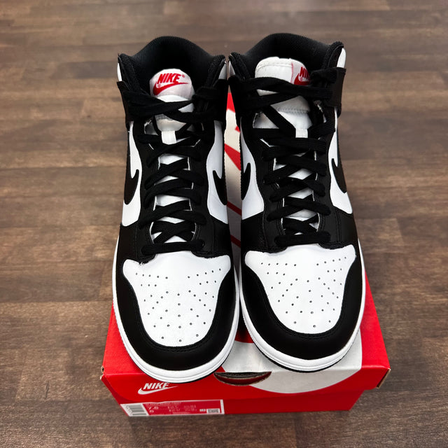 (W) Panda Nike Dunk High (USED)