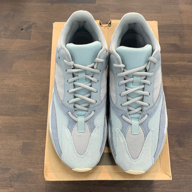 Adidas Yeezy 700 Inertia (USED)